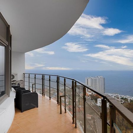 Pearl 45 Panoramic Sea View Apartment Odesa Exterior photo